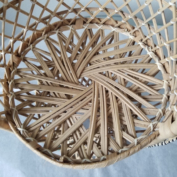 Vintage Rattan Peacock Wicker Plant Stand - Picture 5 of 7